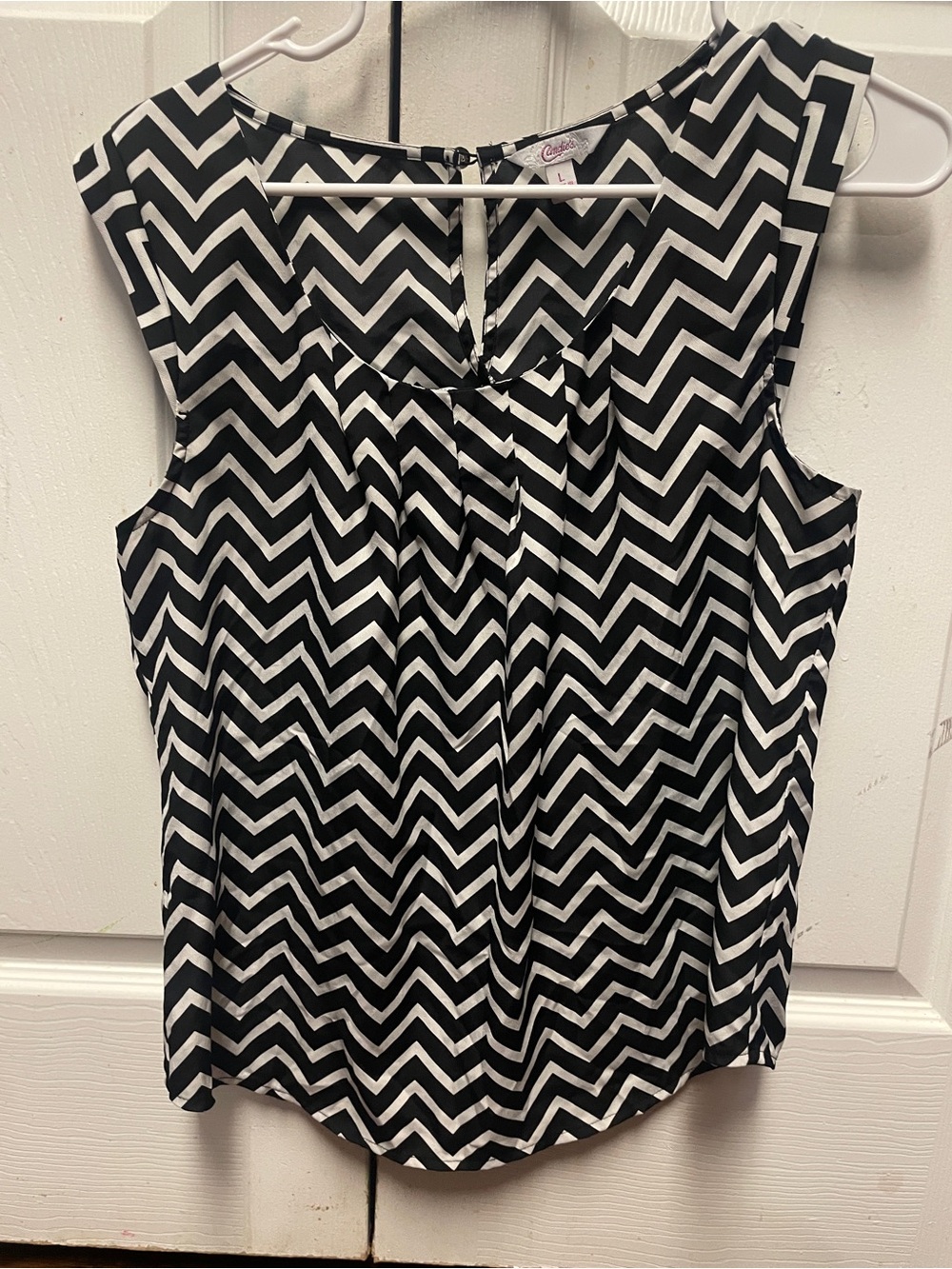 Candie's Black & White Chevron Sleeveless Camisole